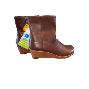 Crocs | Women's 9 A-Leigh Brown Bootie Leather Zip-Up 2" Wedge Boots 14784 NWT